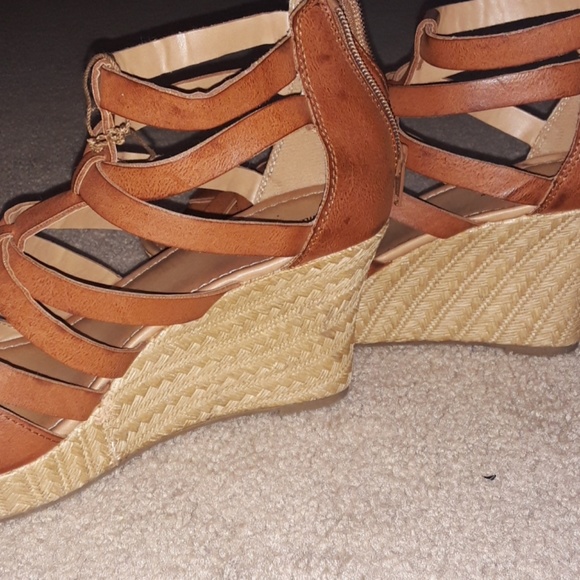 Wedges - Picture 2 of 2